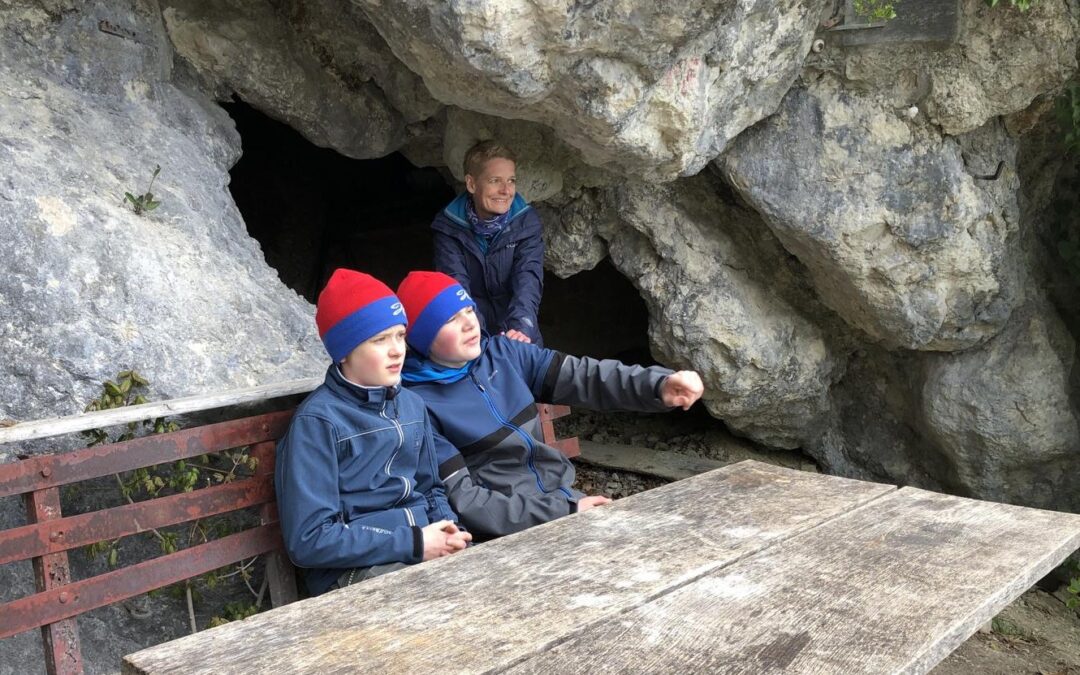 Abenteuer vor der Haustür – Wanderung über die Lägern zur Walhalla-Höhle